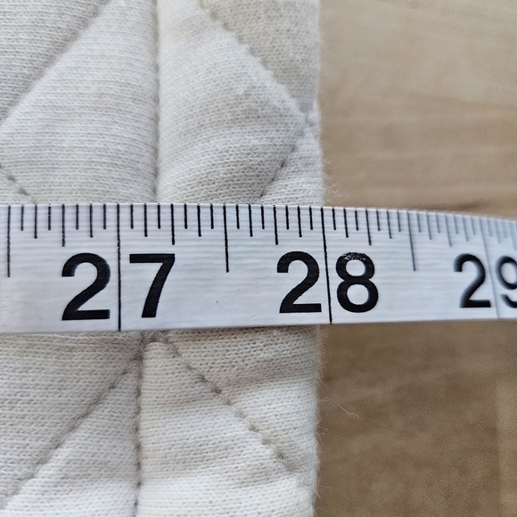 North Face Feminine Fit Caroluna Quilted Fleece Small Women’s Jacket Ivory - Picture 15 of 16